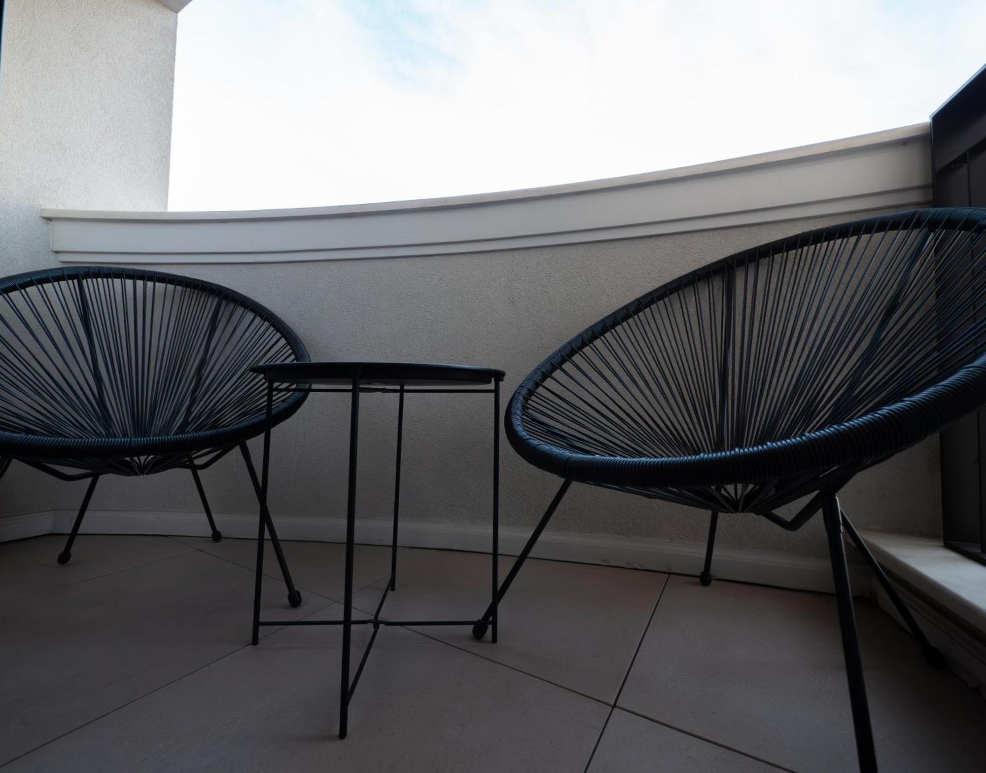Novos Luxury Suites Bucureşti Ngoại thất bức ảnh