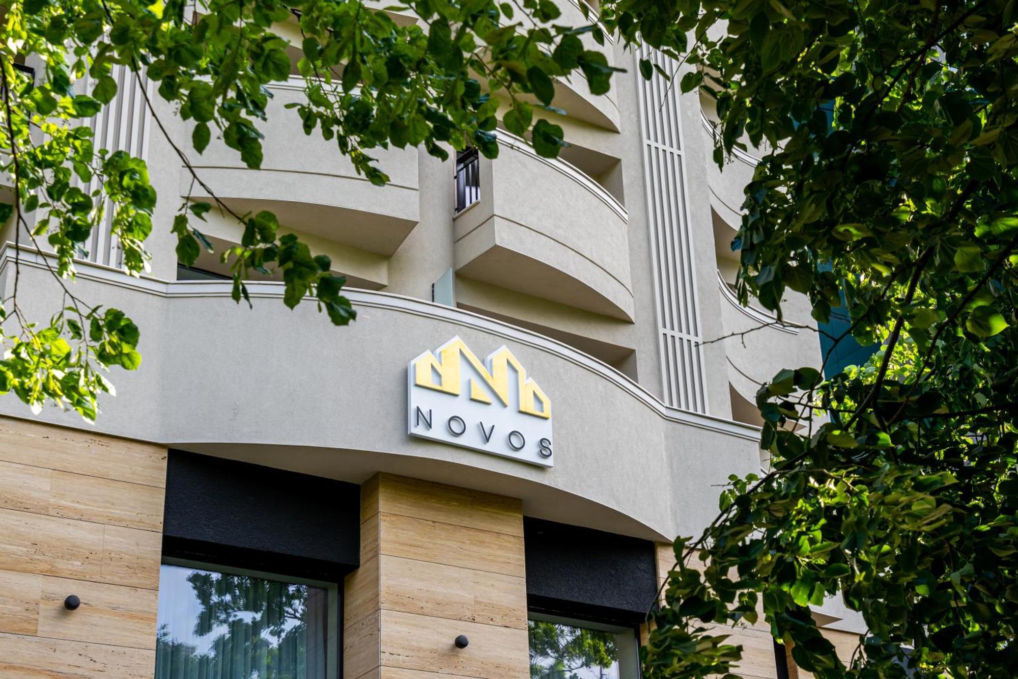 Novos Luxury Suites Bucureşti Ngoại thất bức ảnh