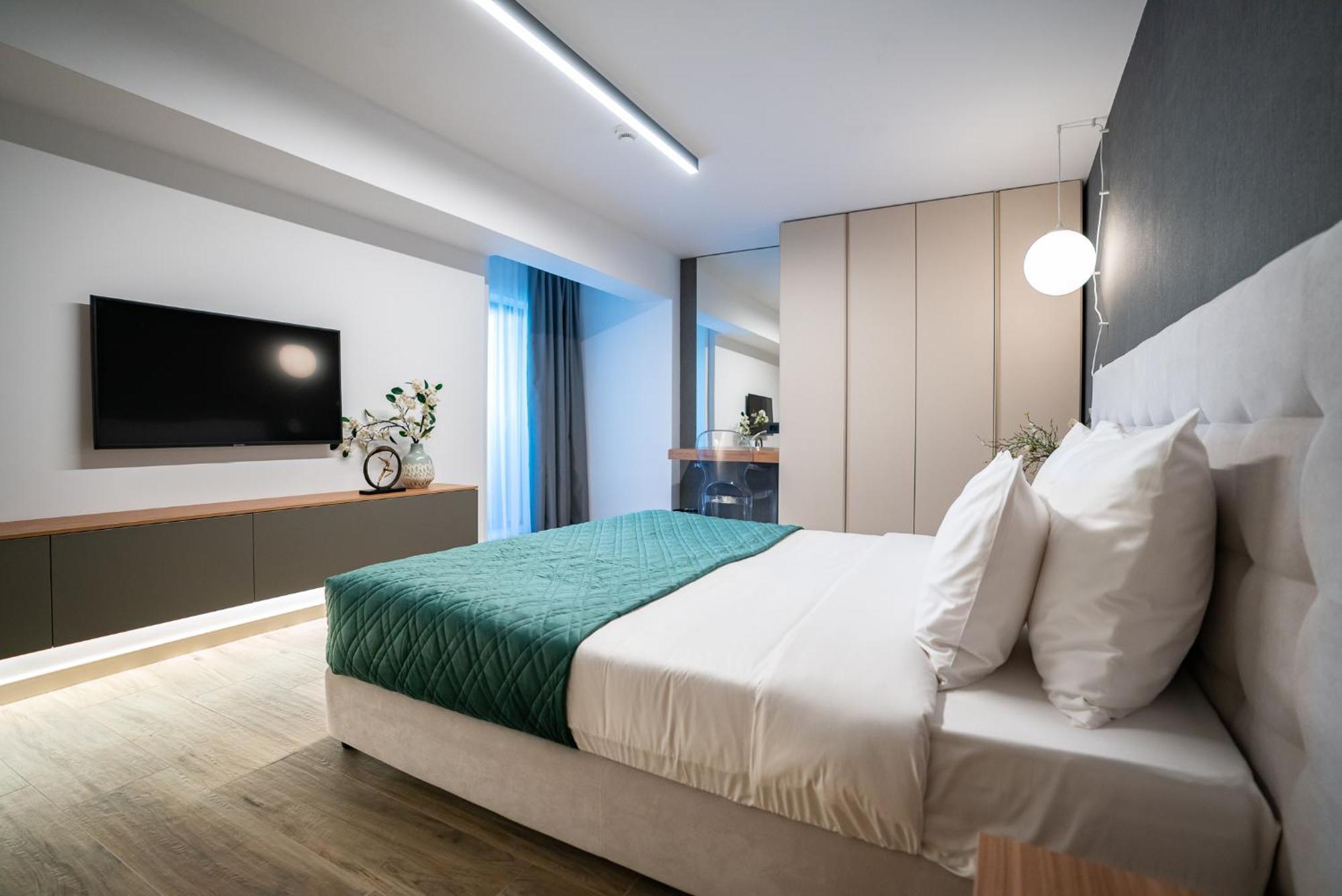 Novos Luxury Suites Bucureşti Ngoại thất bức ảnh